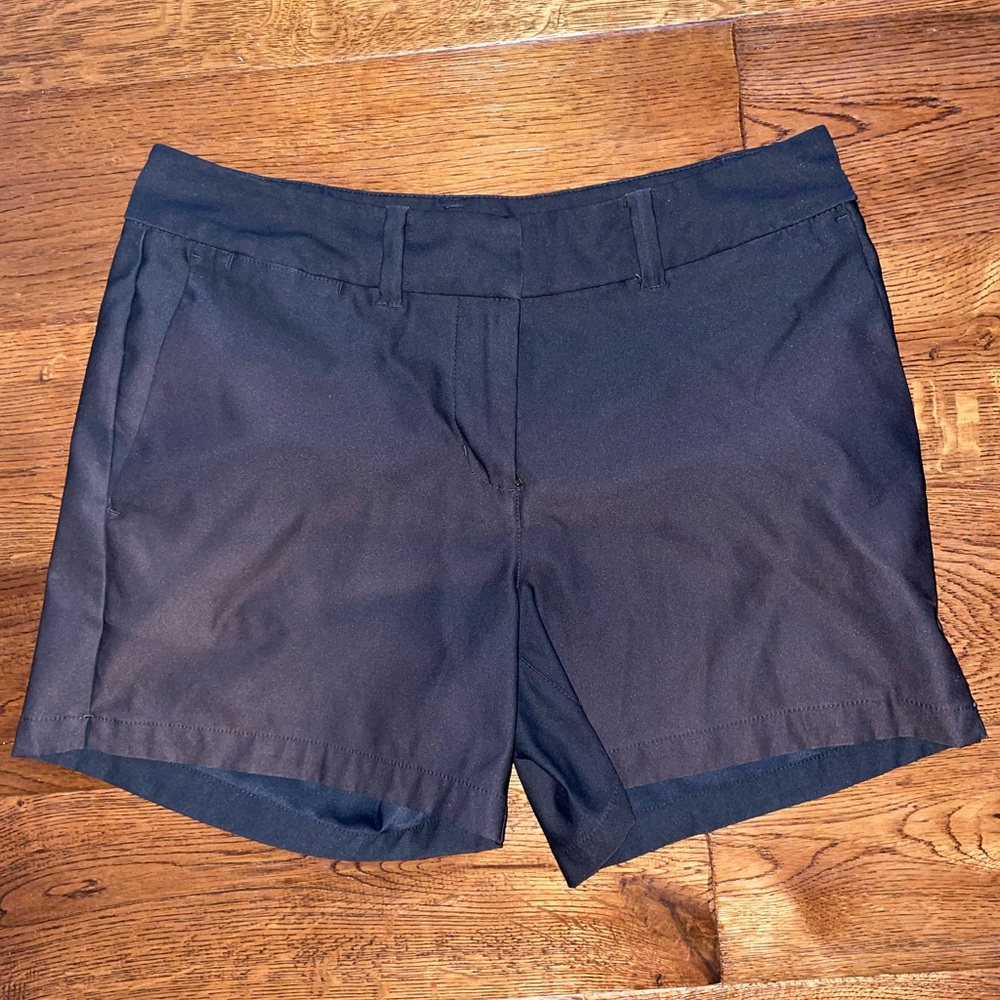 Black Nike golf shorts - womens size 2